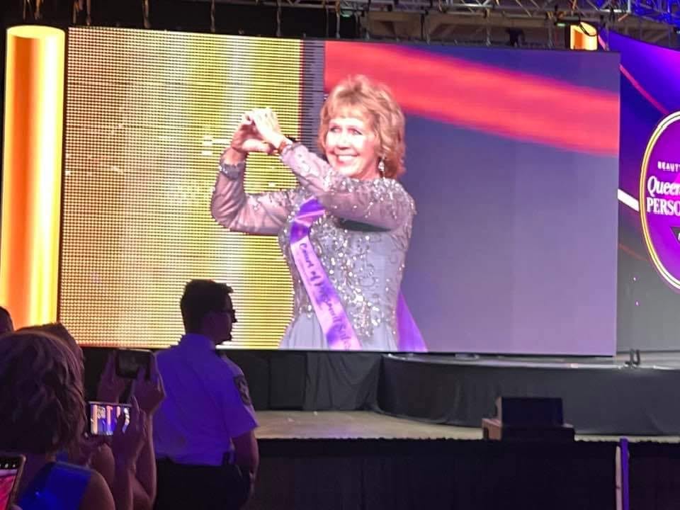 Suzanne Erkel at a Mary Kay event